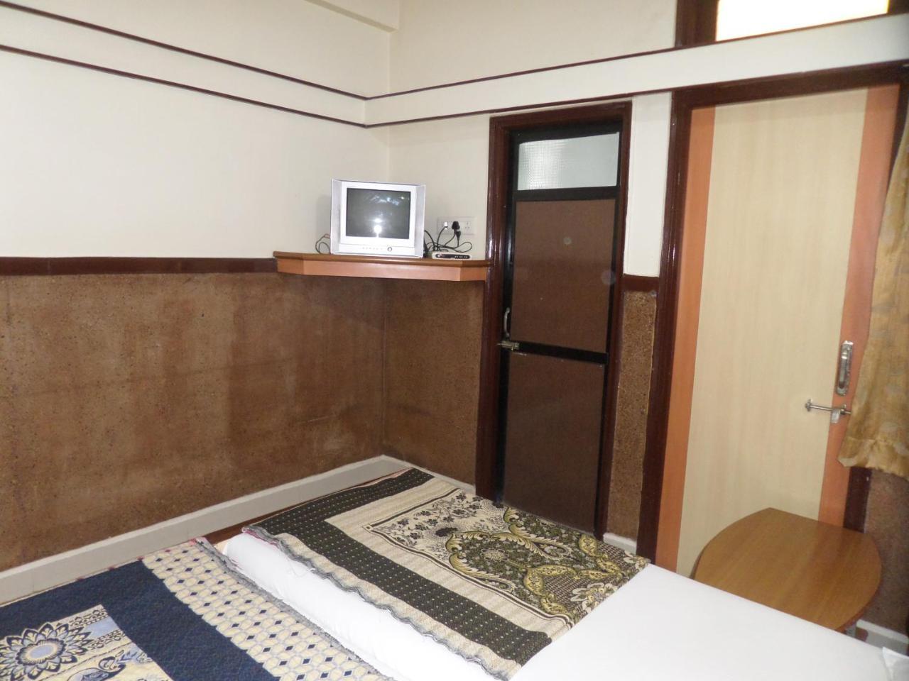 נאסיק Hotel Padma מראה חיצוני תמונה