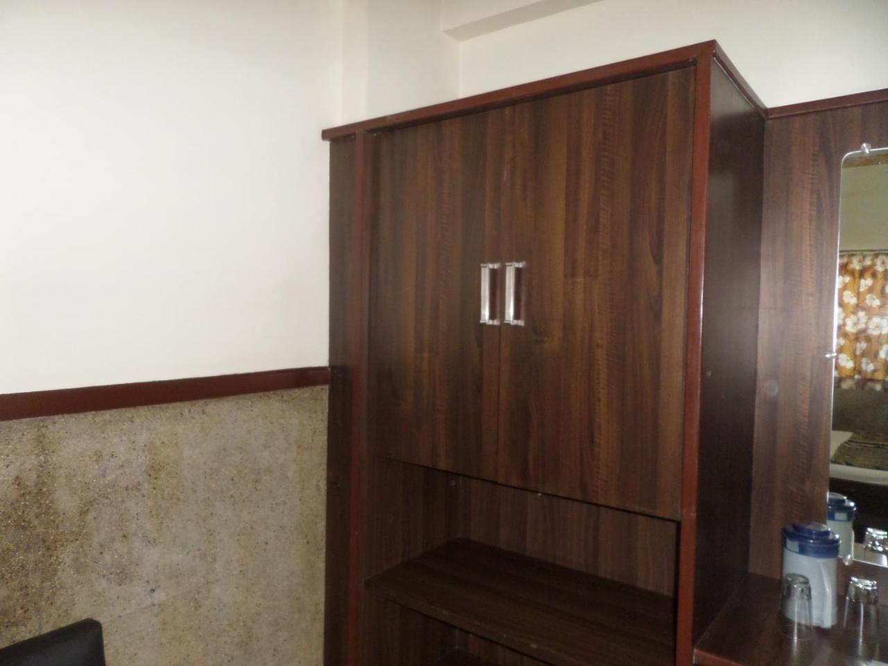 נאסיק Hotel Padma מראה חיצוני תמונה